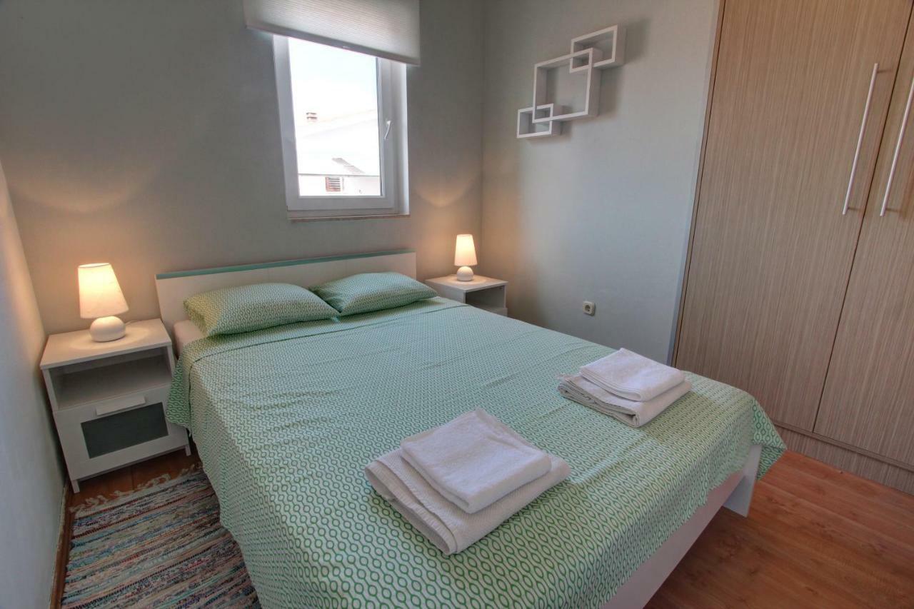 Apartman Pula Exterior photo